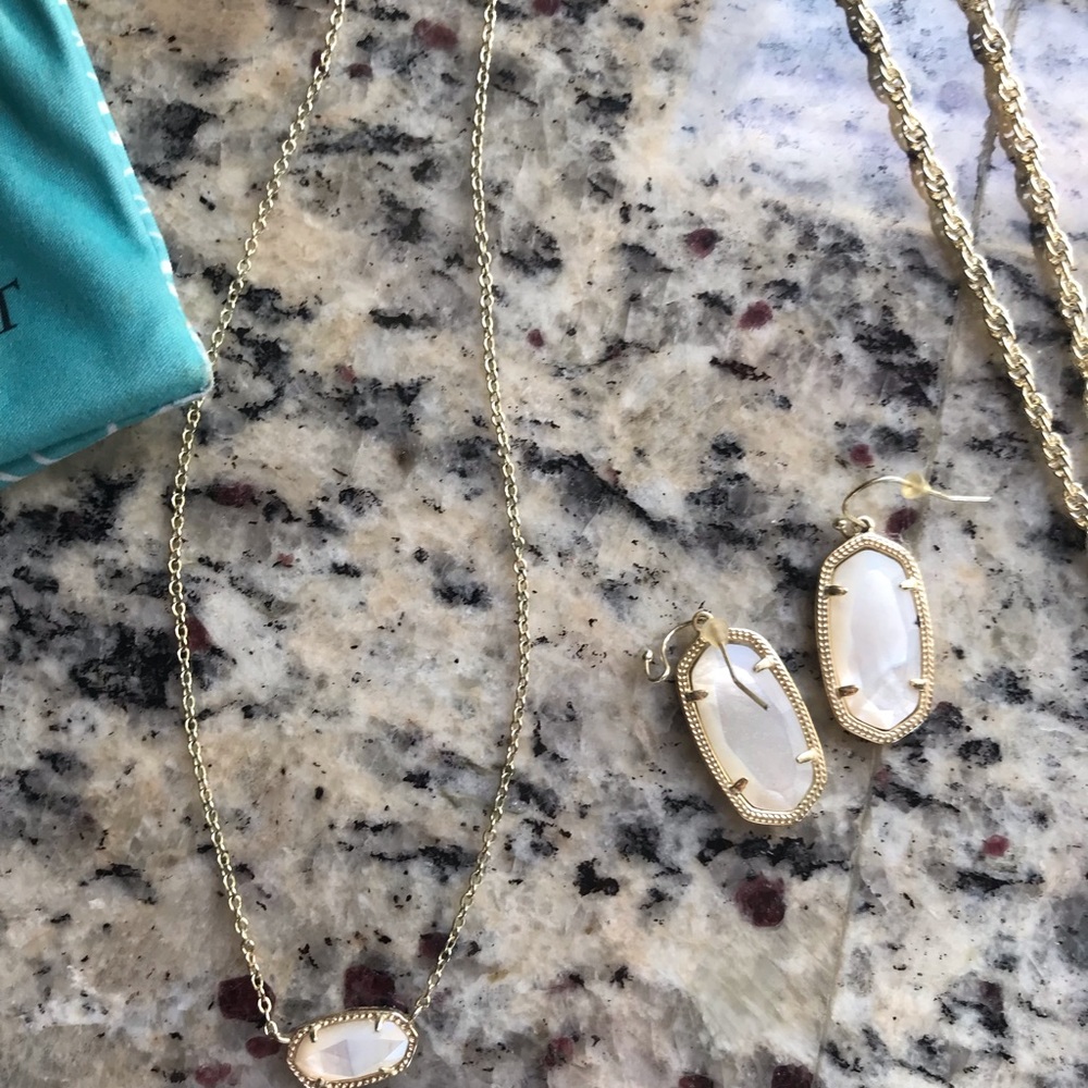 Kendra Scott - Picture 2 of 3
